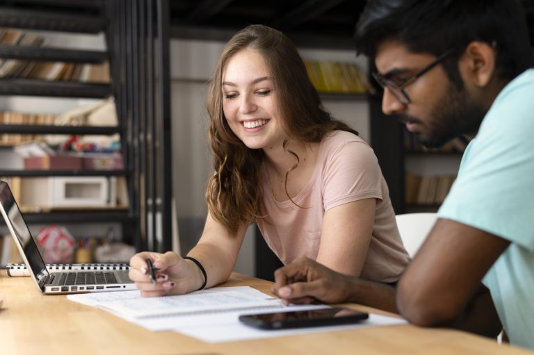Becas para estudiantes